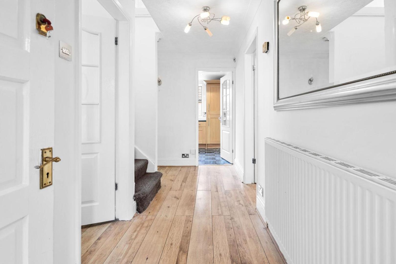 Spacious 5 Bedroom House Нотингам Екстериор снимка